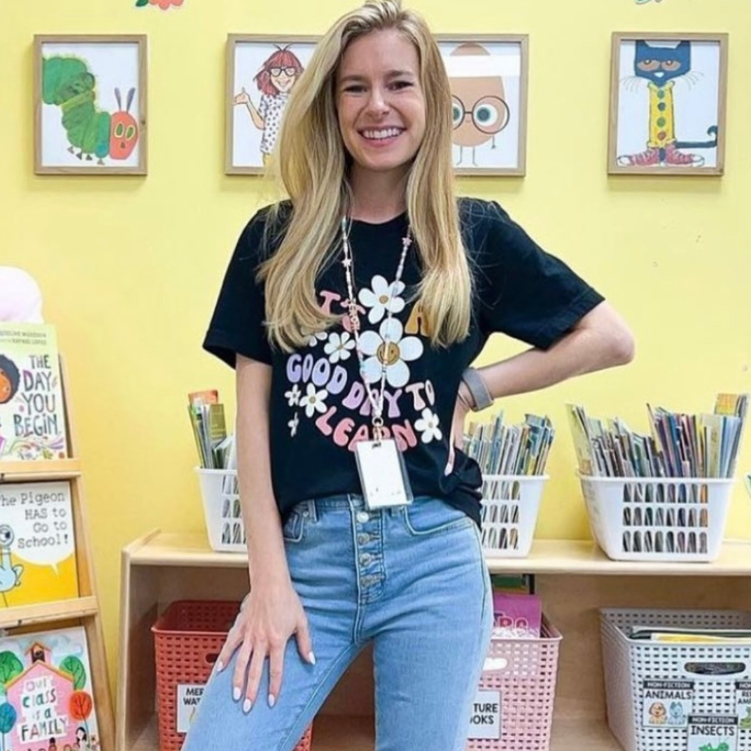 IT'S A GOOD DAY TO LEARN GRAPHIC TEE