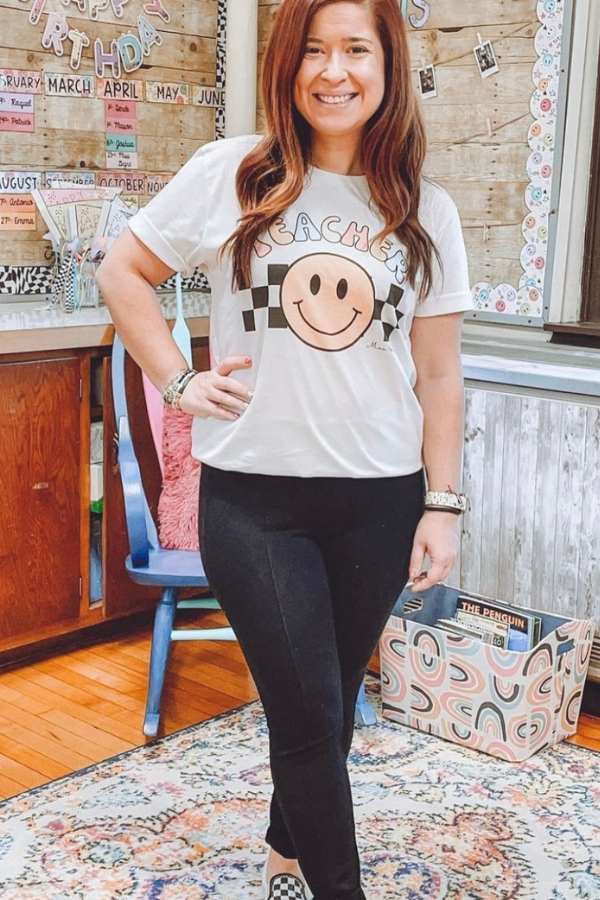 TEACHER CHECKERED GRAPHIC TEE